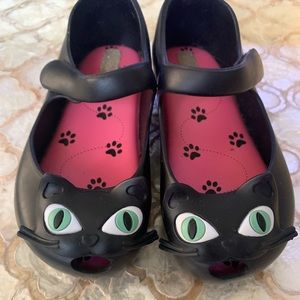Mini Melissa Black Cat